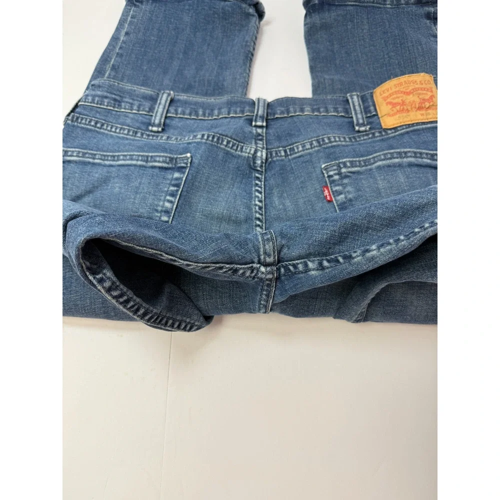 Levi's 514 Men's Jeans W38 L 32 Straight Leg Blue Denim Medium Wash Classic Fit